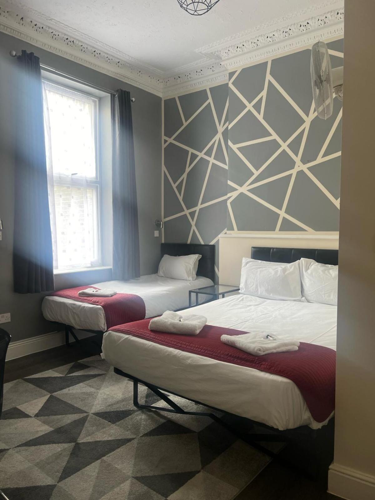 Saba Rooms And Apartments Londra Esterno foto