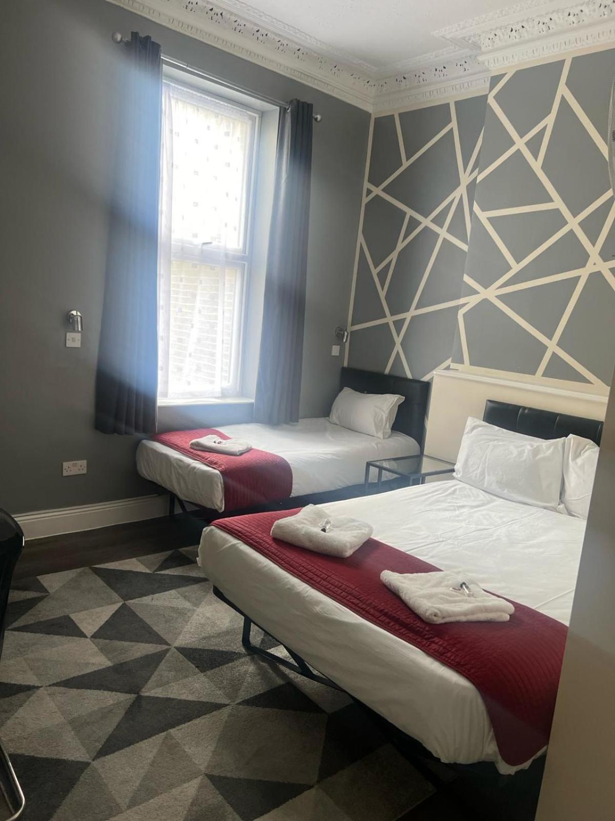 Saba Rooms And Apartments Londra Esterno foto