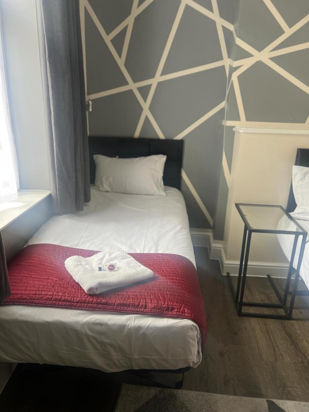 Saba Rooms And Apartments Londra Esterno foto