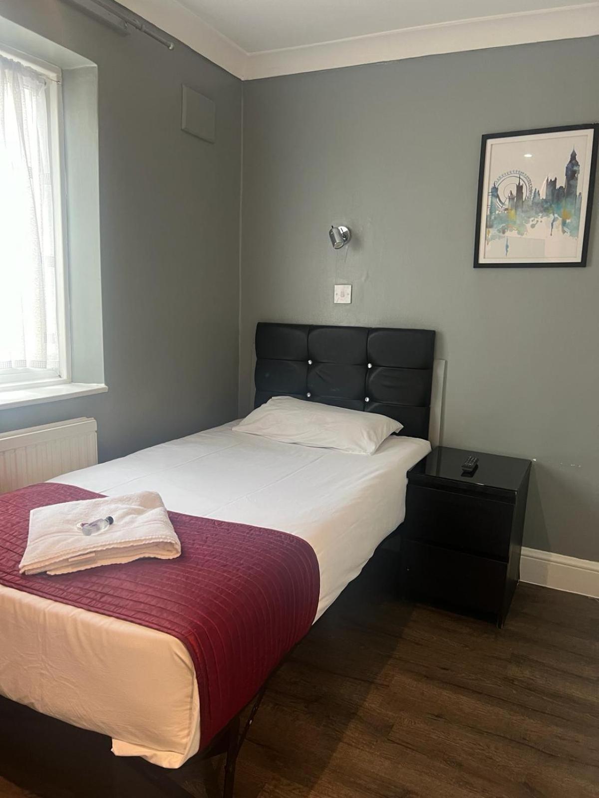 Saba Rooms And Apartments Londra Esterno foto